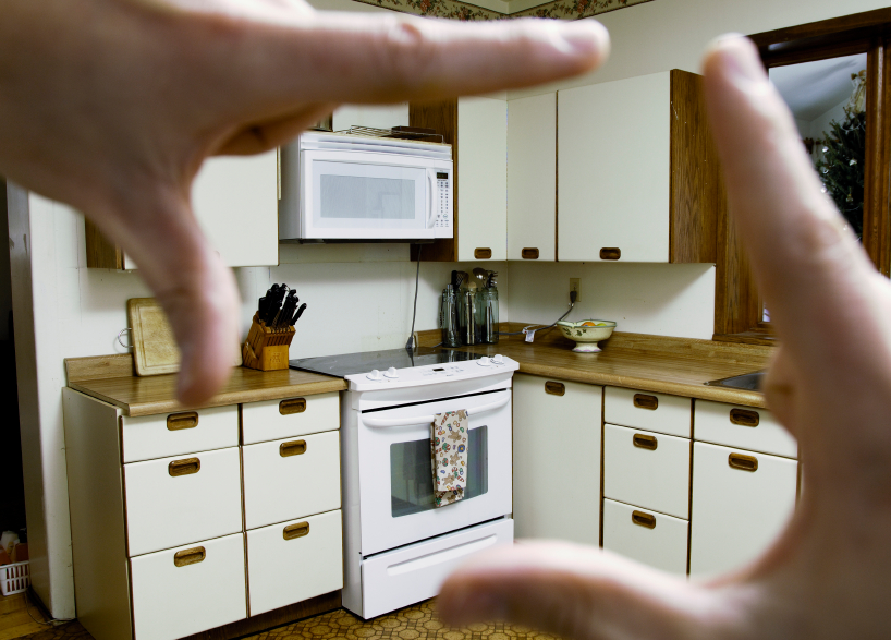 An outdated kitchen in need of a kitchen remodel in Vancouver WA